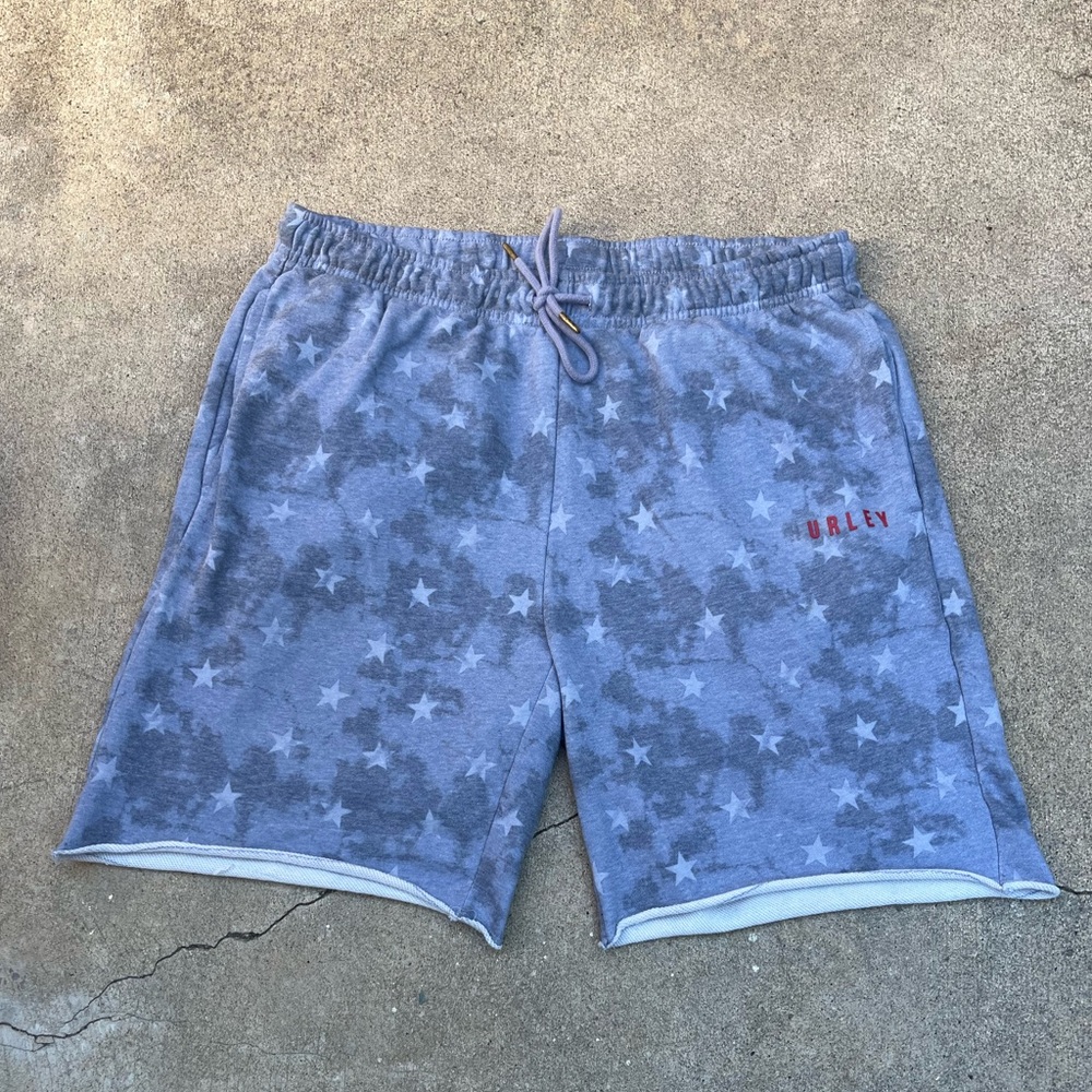 Men’s “Hurley” Star Pattern Shorts | Size L / fit M/S | Missing “H” in Name!